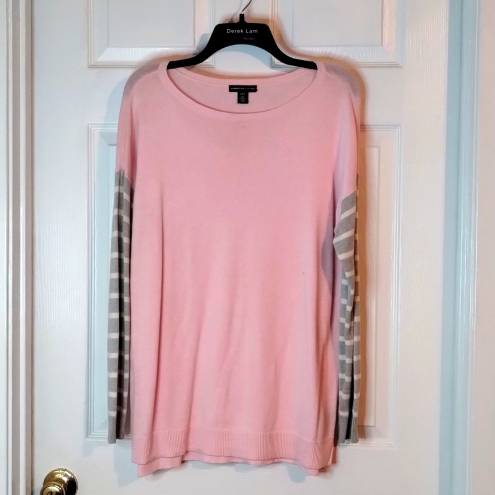 American Living Sweater Medium size. Pink gray white stripe